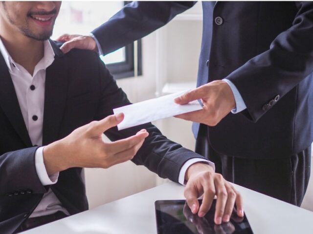 Negotiating Offers: The Dilemmas of the Recruiter, the Employer, and the Candidate